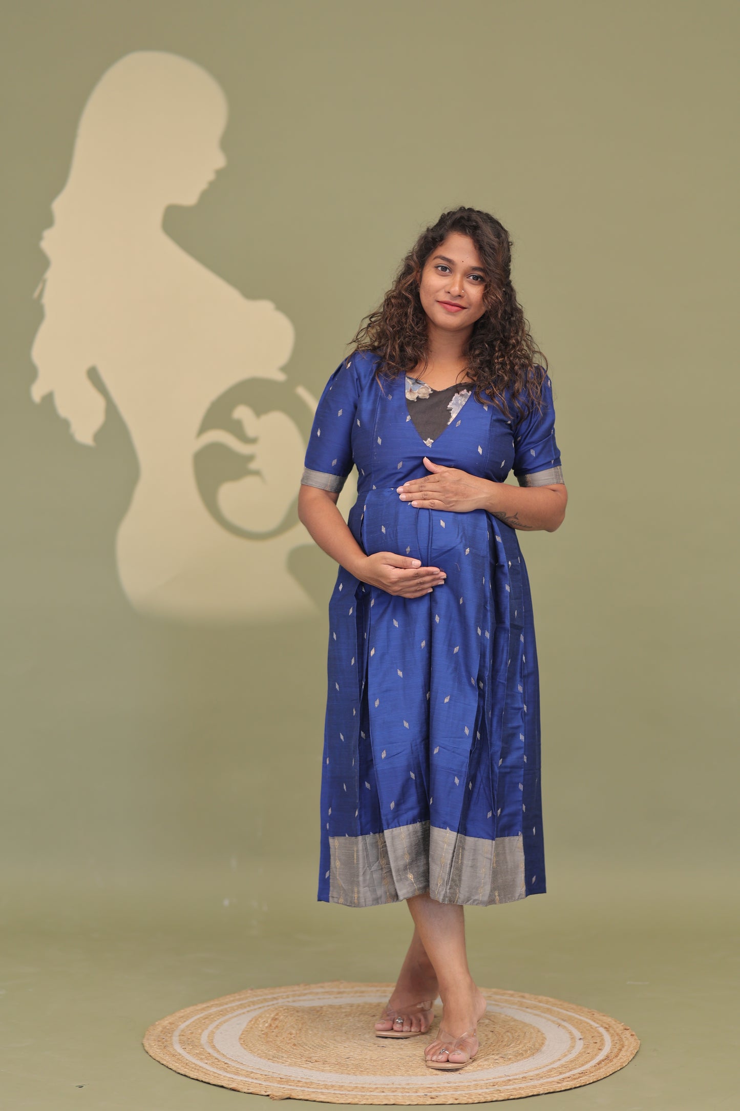 ROYAL SWEET HEART-RAW SILK GOWN