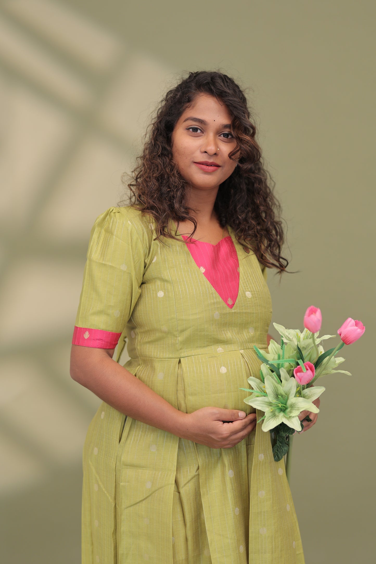 PARROT GREEN HEART-RAW SILK GOWN