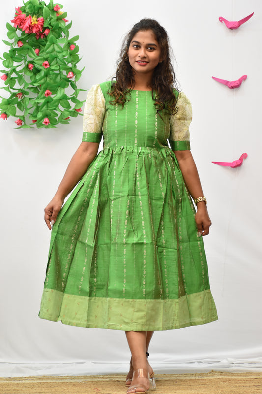 Anshika-PG24/18parrotgreen