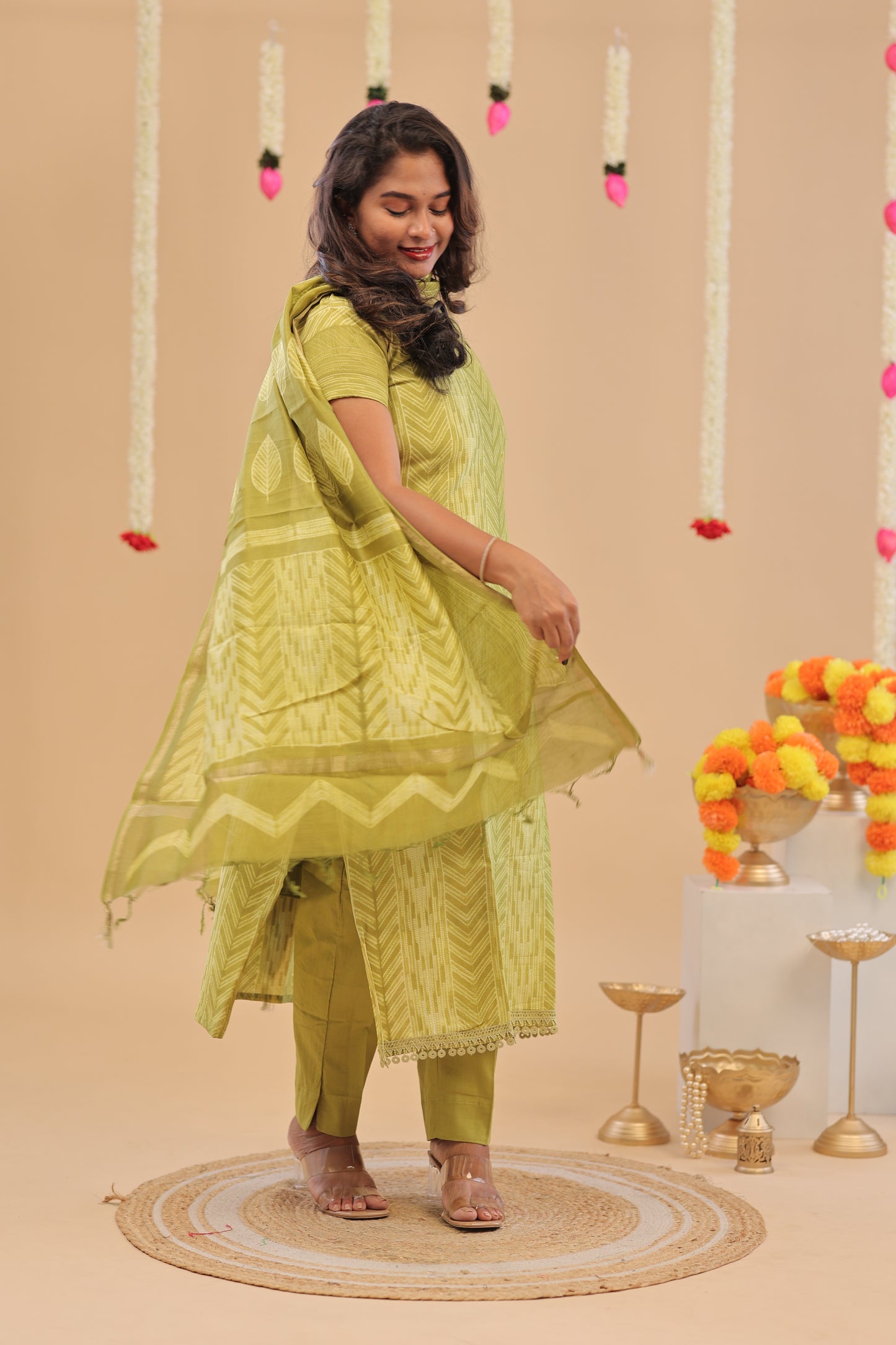PREMIUM-CHANDERI green suits