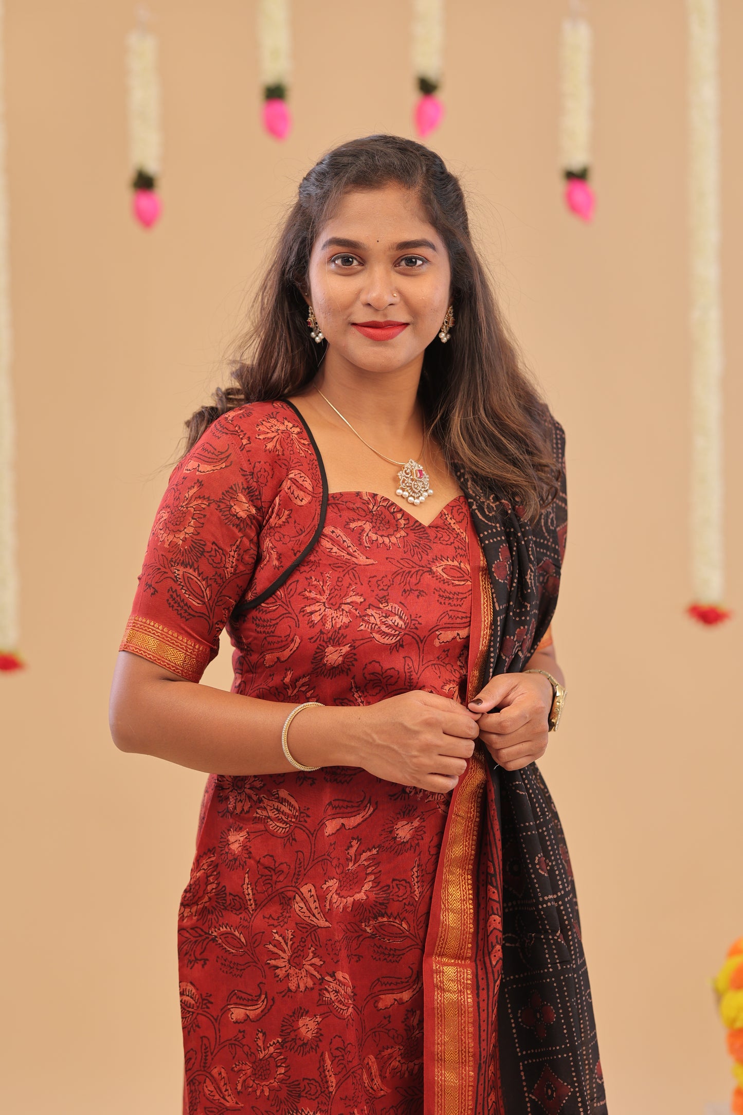 Premium-Mangalgiri-maroon suit