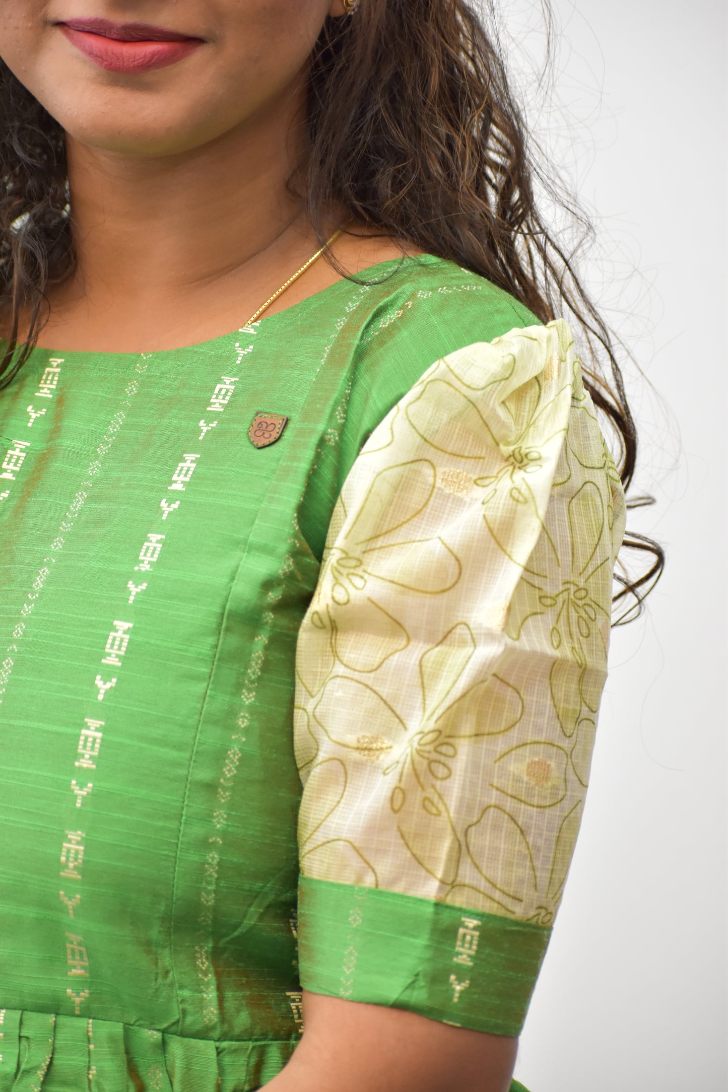 Anshika-PG24/18parrotgreen