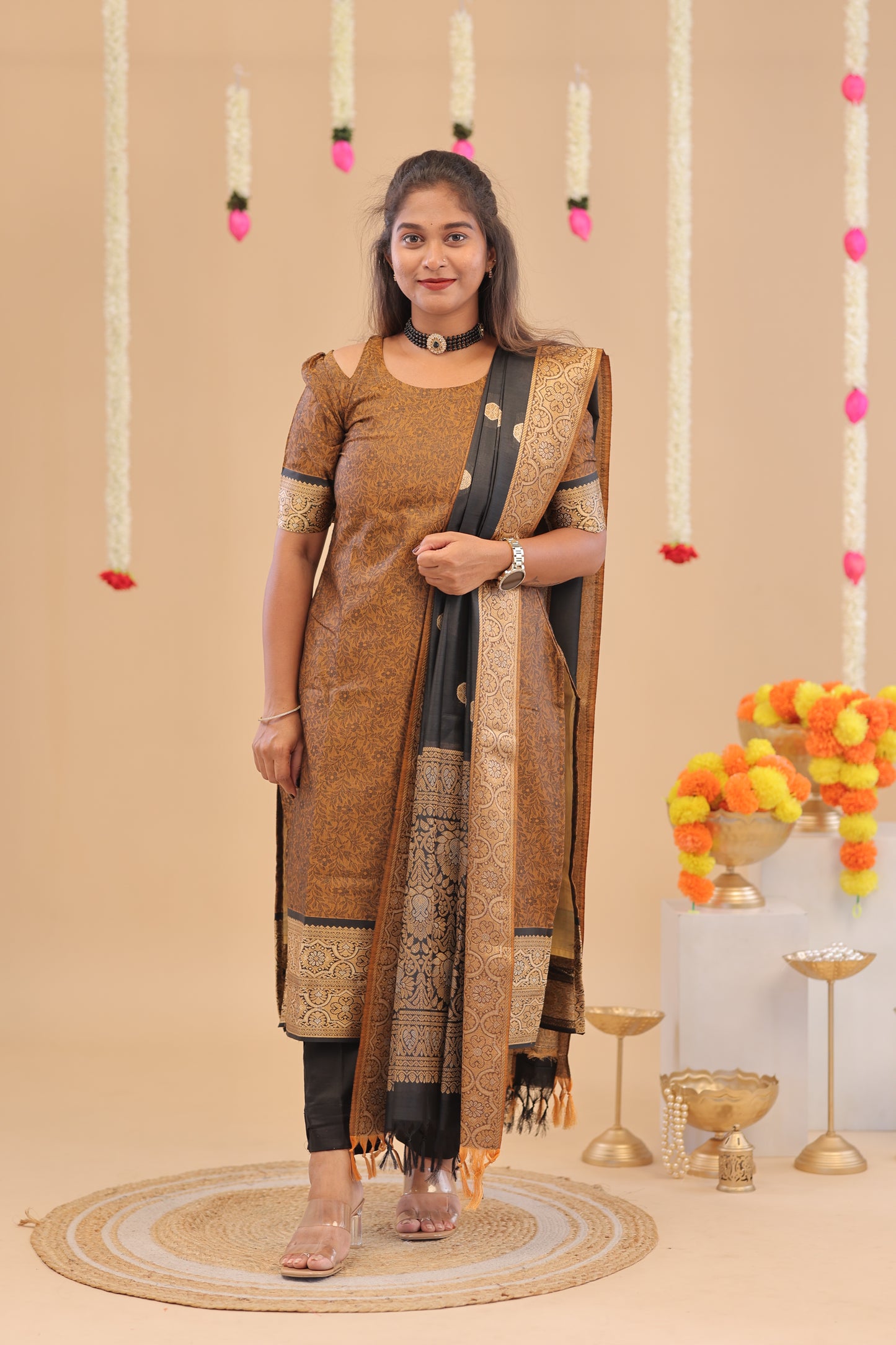 KANCHI-SILK COTTON-HONEY-BLACK