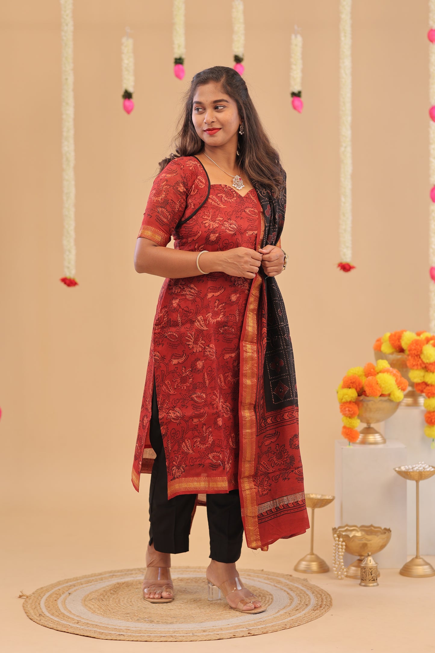 Premium-Mangalgiri-maroon suit