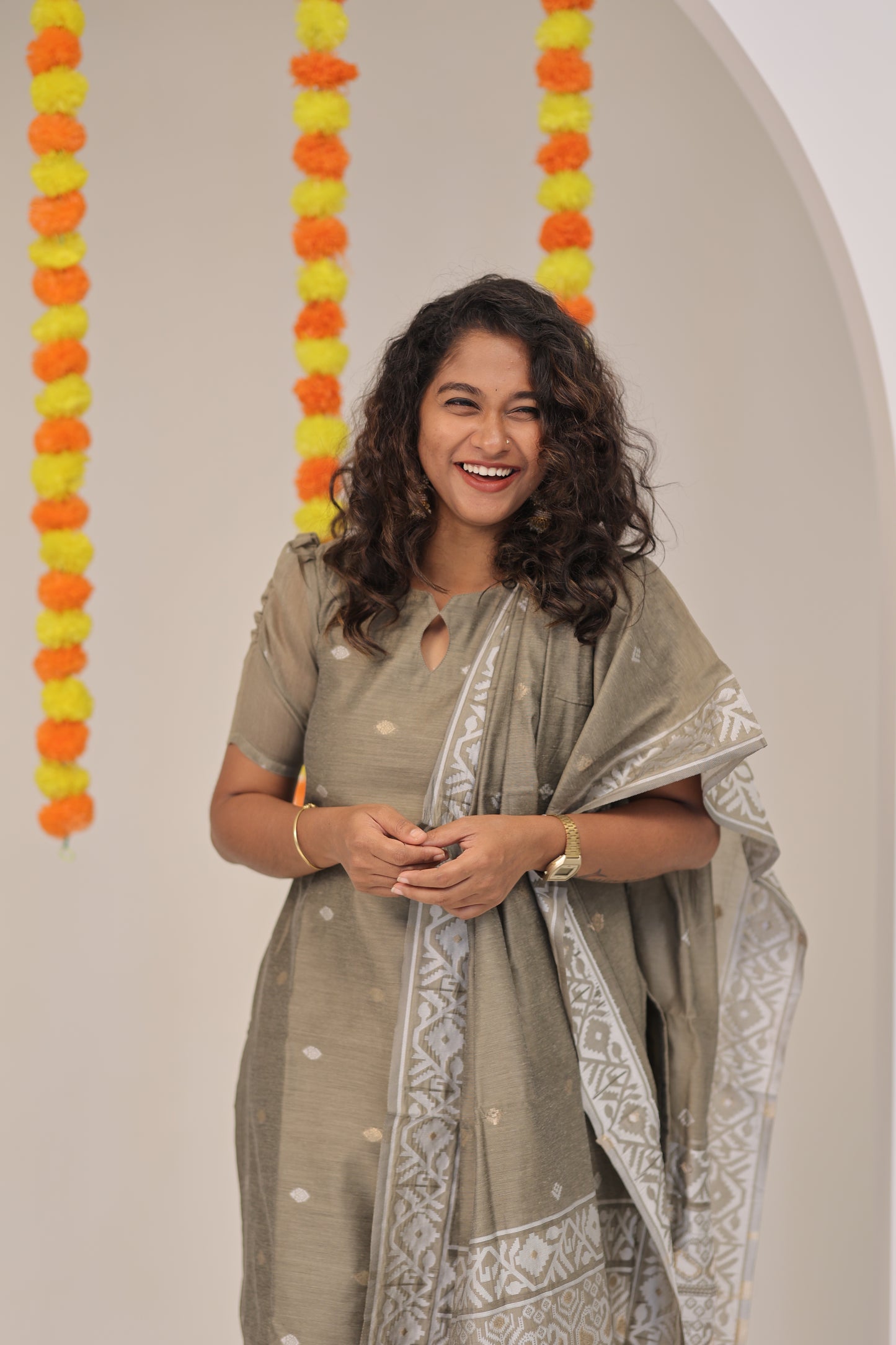 PGchanderi-AGOSHA-VASTHRANGAL-GREY