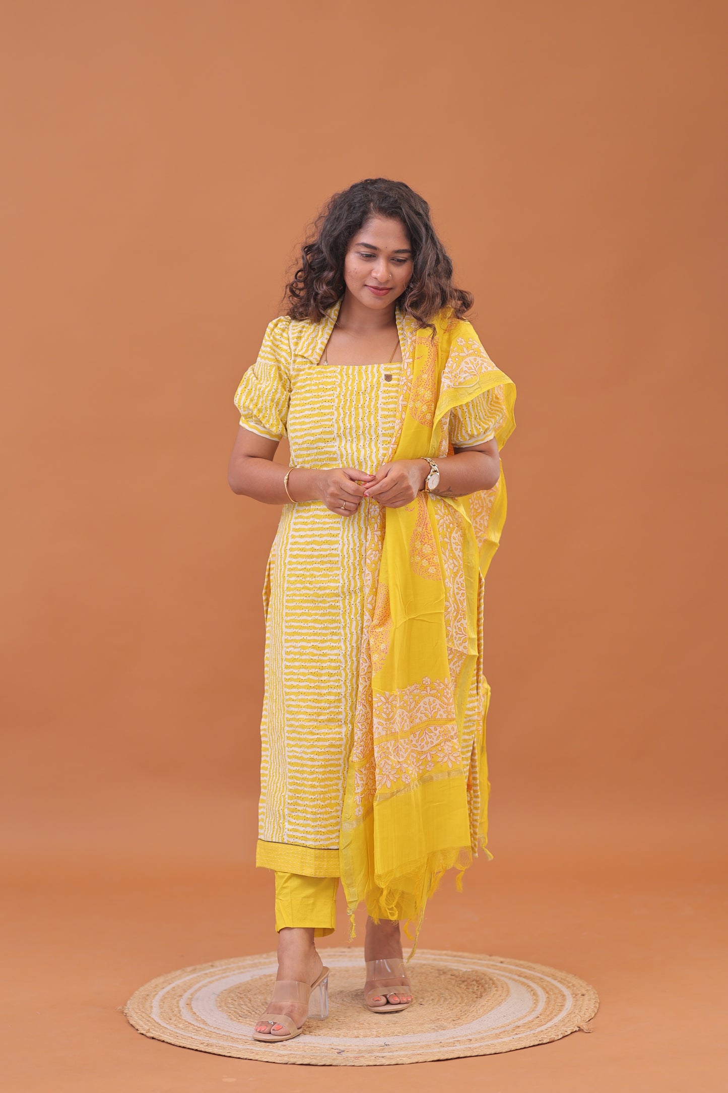 yellow hakkoba suits
