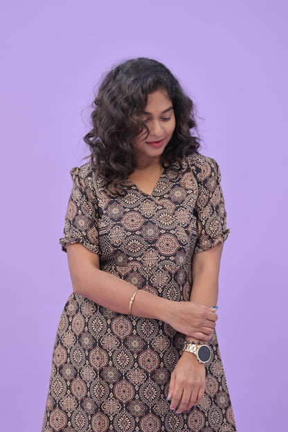 AJRAK -A-line BLACK