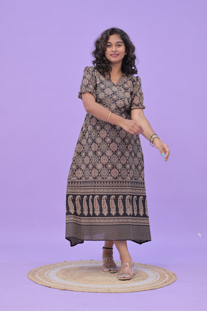 AJRAK -A-line BLACK