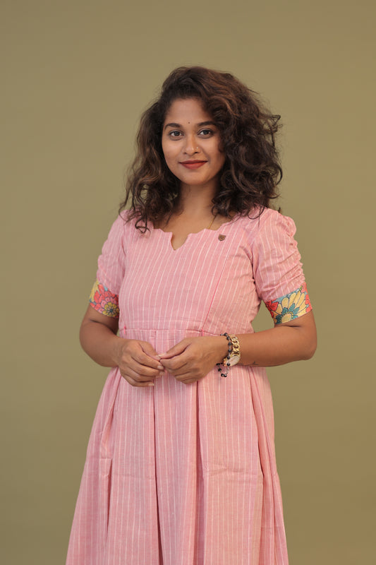 Cotton - pastel -floral sleeve