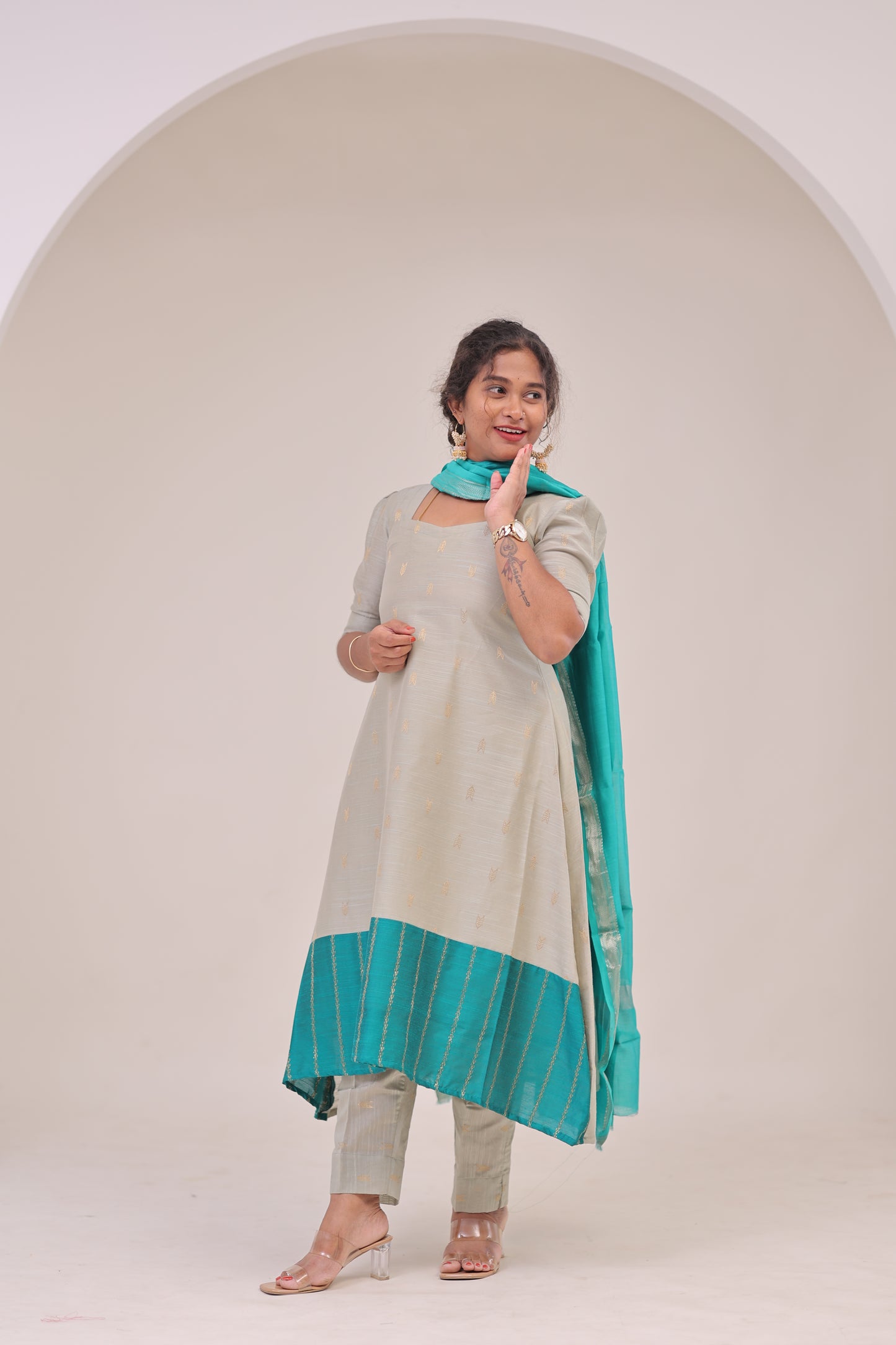 THUGIL - RAWSILK set - MINT/TEAL