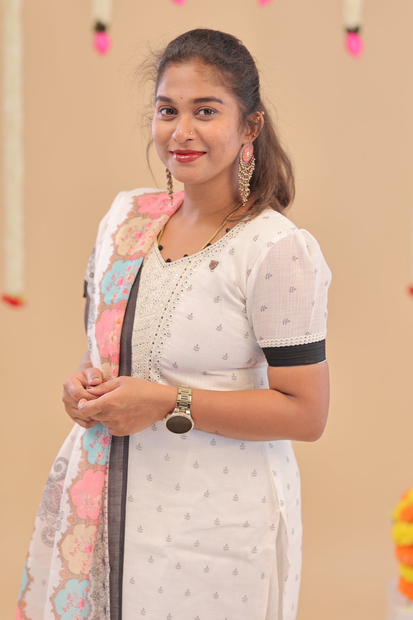 Sanchana White  - Kurti set