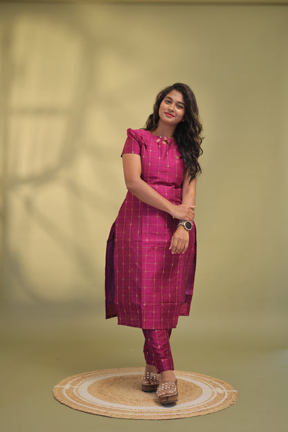 Oorvashi-magenta suit