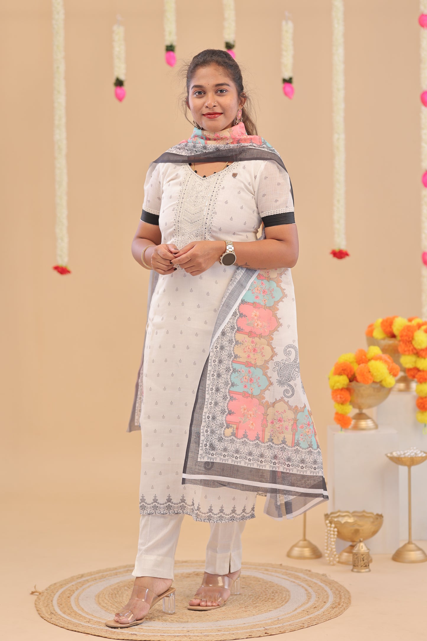 Sanchana White  - Kurti set