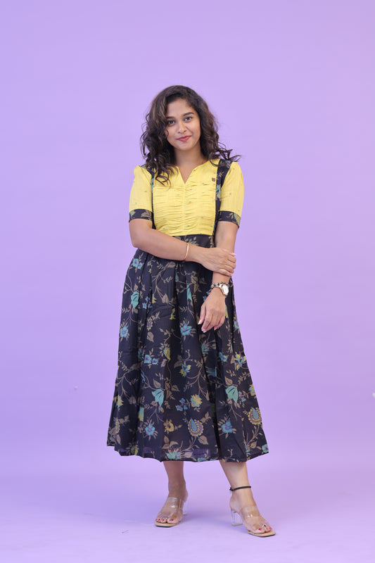 PIPING HOT - BLACK- gown