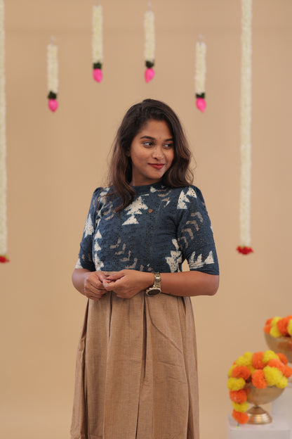 DIWA25 - INDIGO HAKKOBA -cotton gown