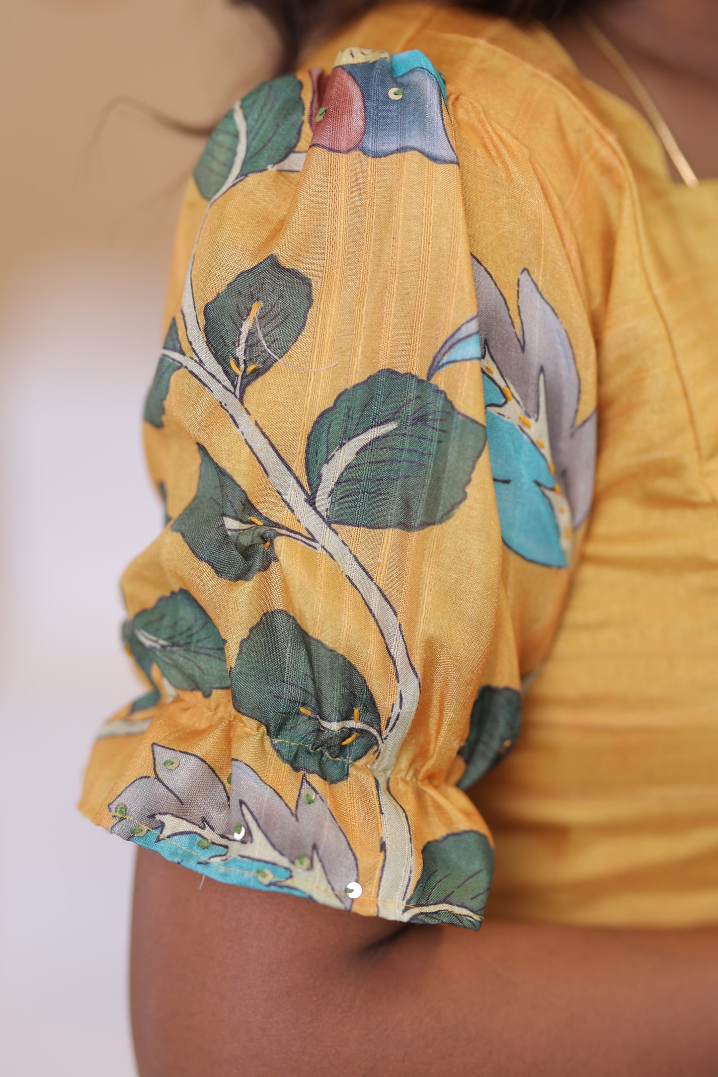 DIWA-25-TISSUE/RAWSILK001