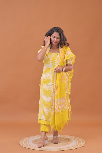 yellow hakkoba suits