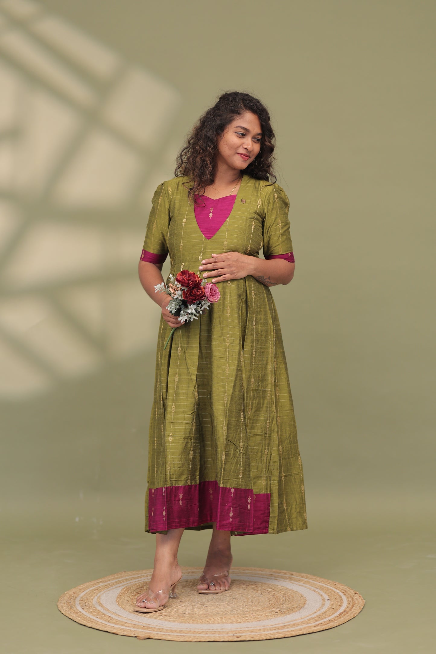 OLIVE HEART-RAW SILK GOWN